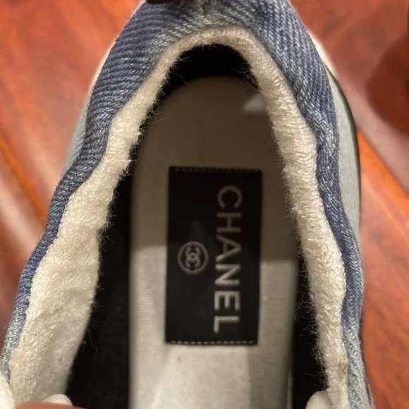 CHANEL Navy and White Athletic Shoes - Picture 4 of 5